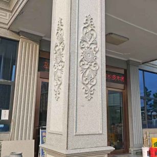 石嘴山芝麻白别墅雕刻柱子  黄金麻