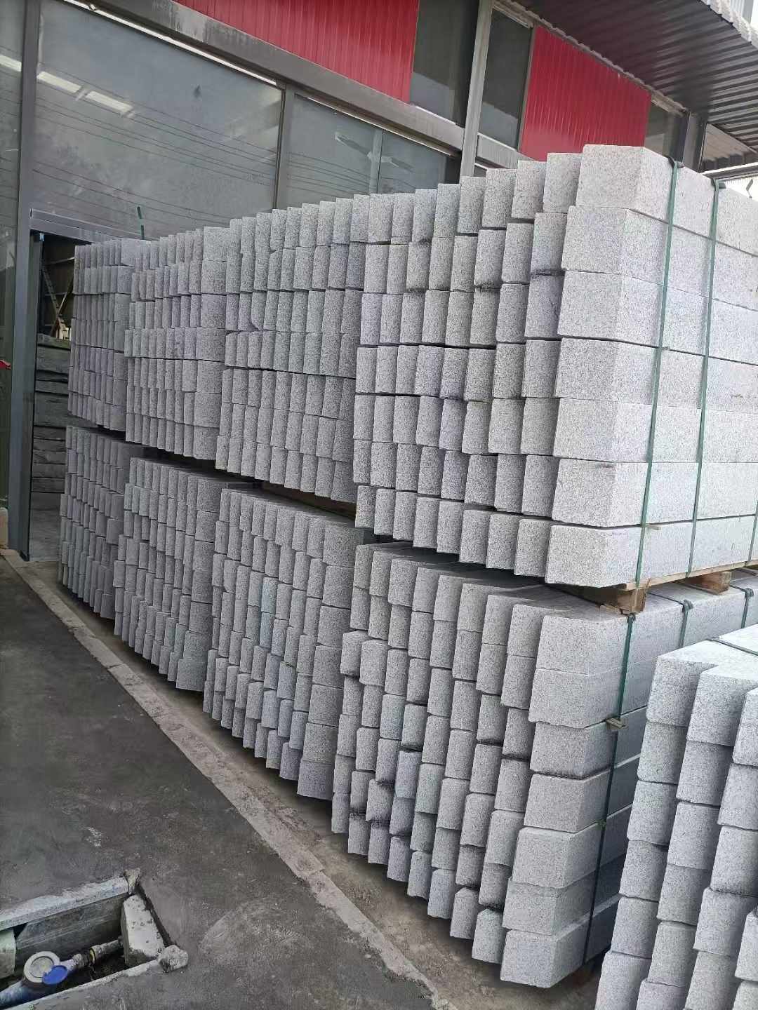 石嘴山芝麻白树围石 树池