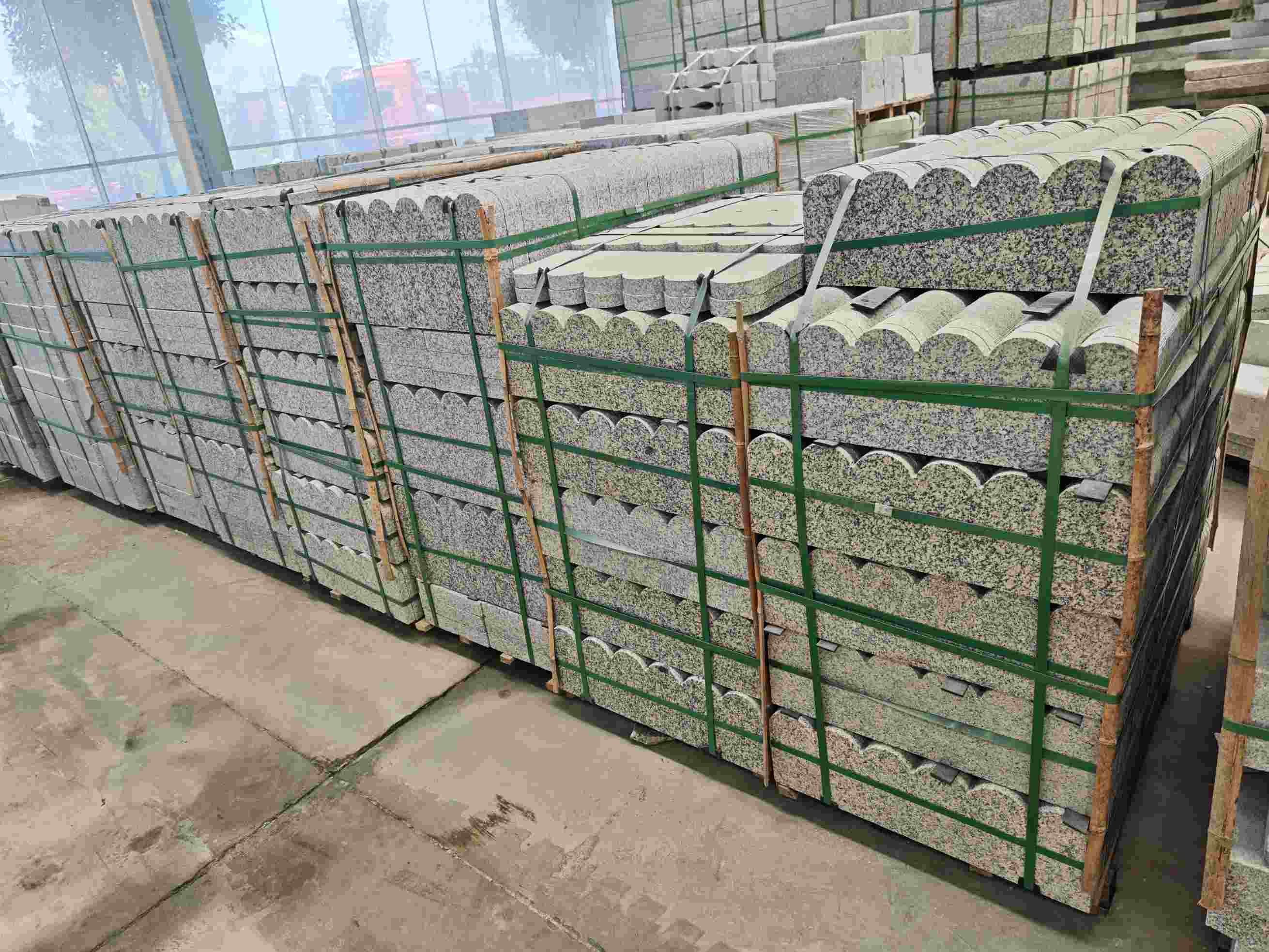 石嘴山芝麻白芙蓉白花边石