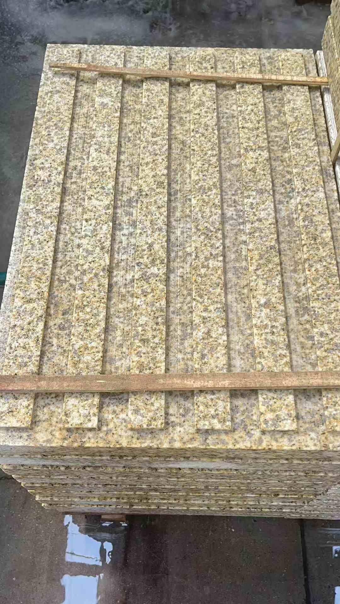 石嘴山黄金麻盲道 石材盲道