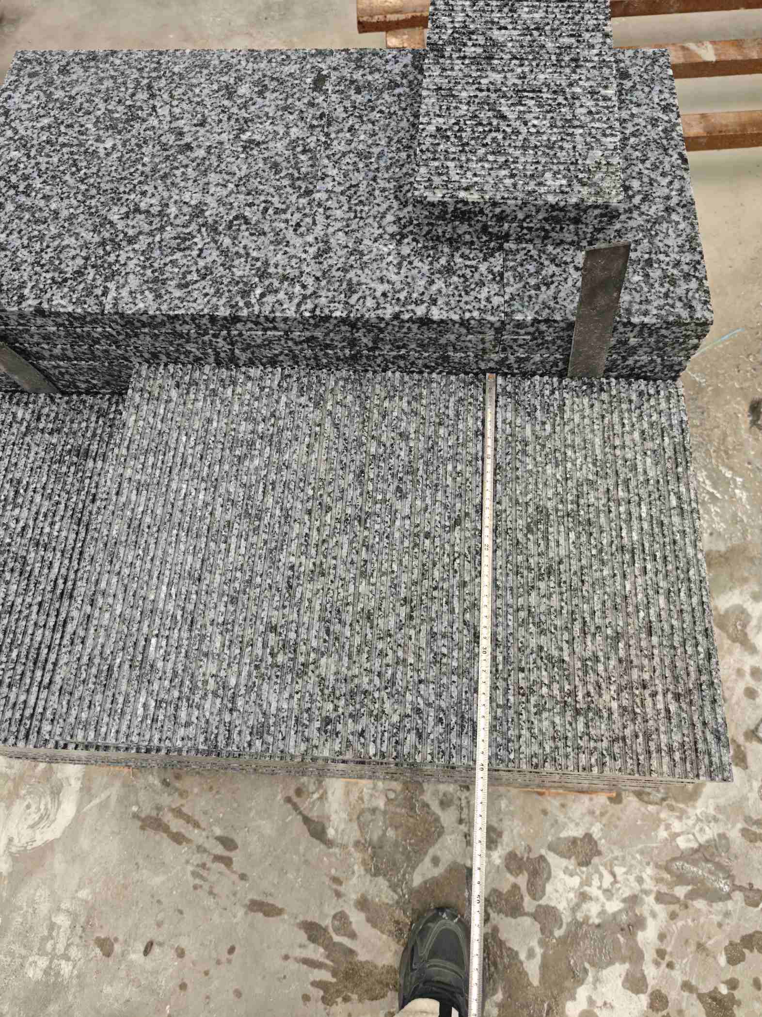 石嘴山芝麻黑拉丝面