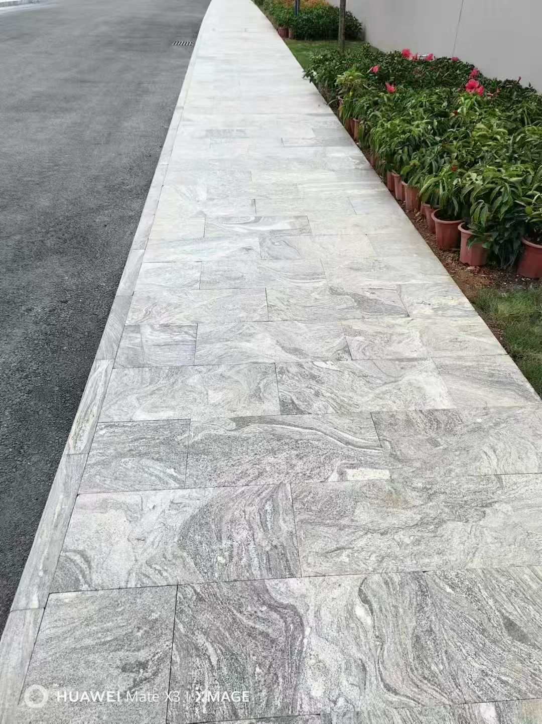 石嘴山浪淘沙地铺石 夜里雪